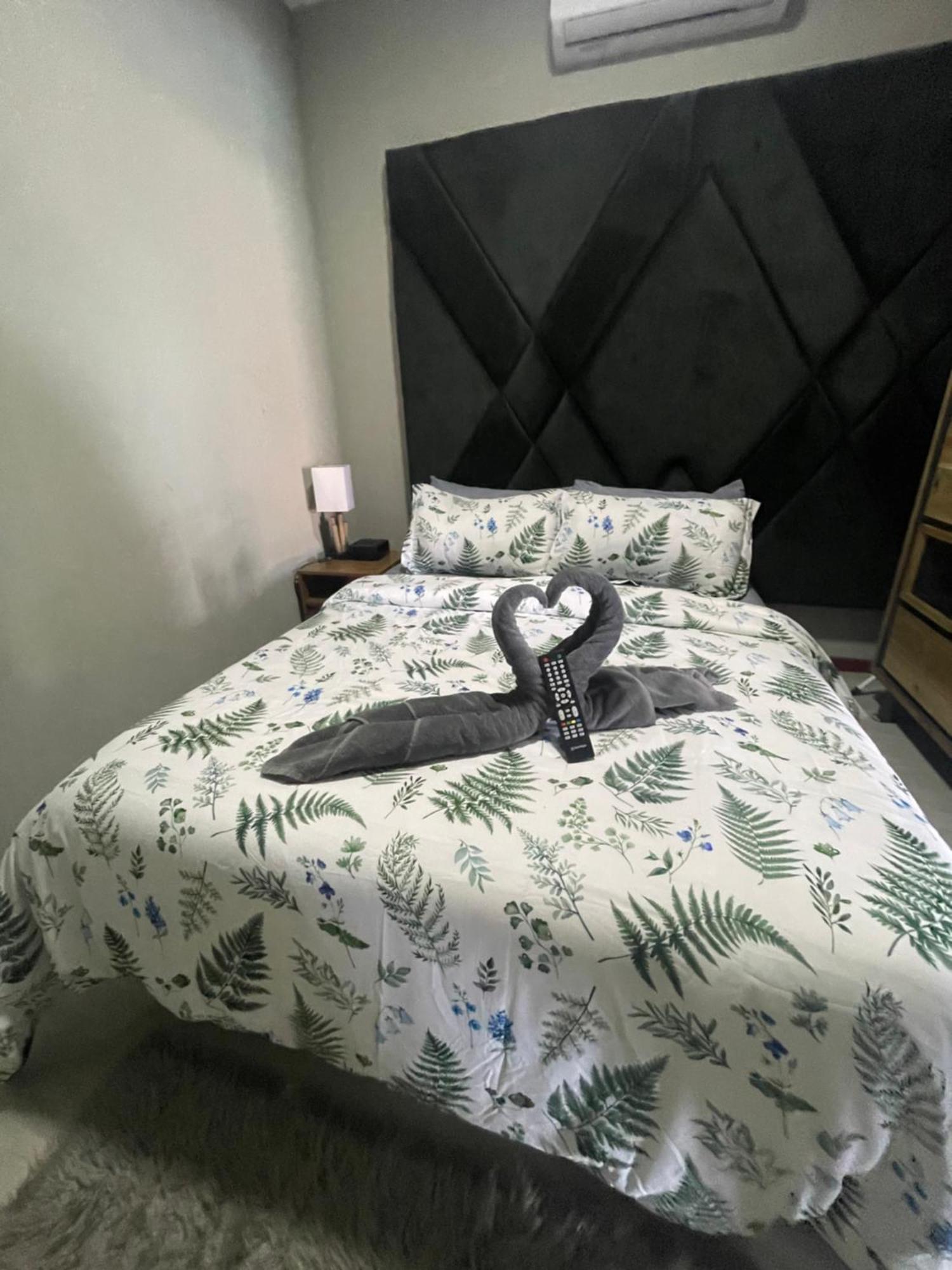 Pavema Apartments ปารามารีโบ ภายนอก รูปภาพ